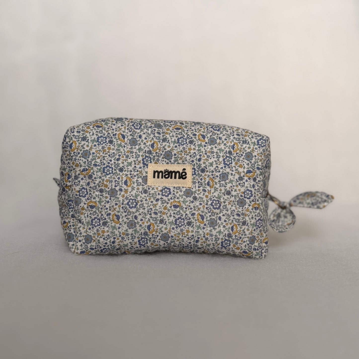La trousse FLEURS BLEUES